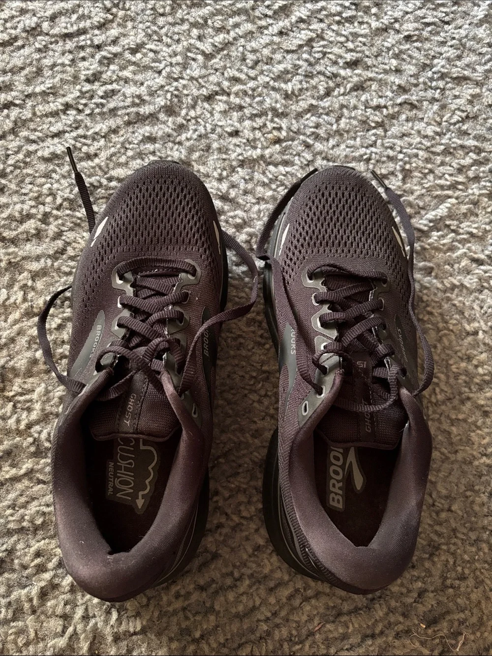 Brooks Ghost 15 Women’s Athletic Shoes — Black 8.5 Wide
